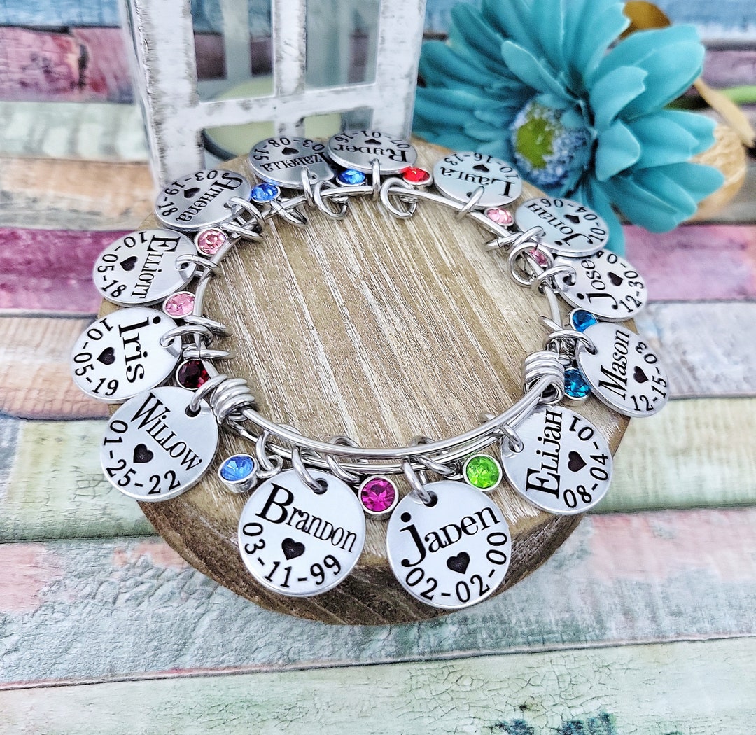 Personalized Grandma Bracelet Custom Engraved Bangle With Grandkids