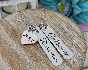 Personalized Family Necklace - Unique Mom Pendant with Initials and Kids Names, Ideal Birthday Gift, Mother's Day Gift for Her