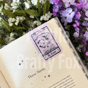 Carta de Tarô O Leitor - Livro de Fantasia - Um Leitor Vive Mil Vidas Marcador Magnético