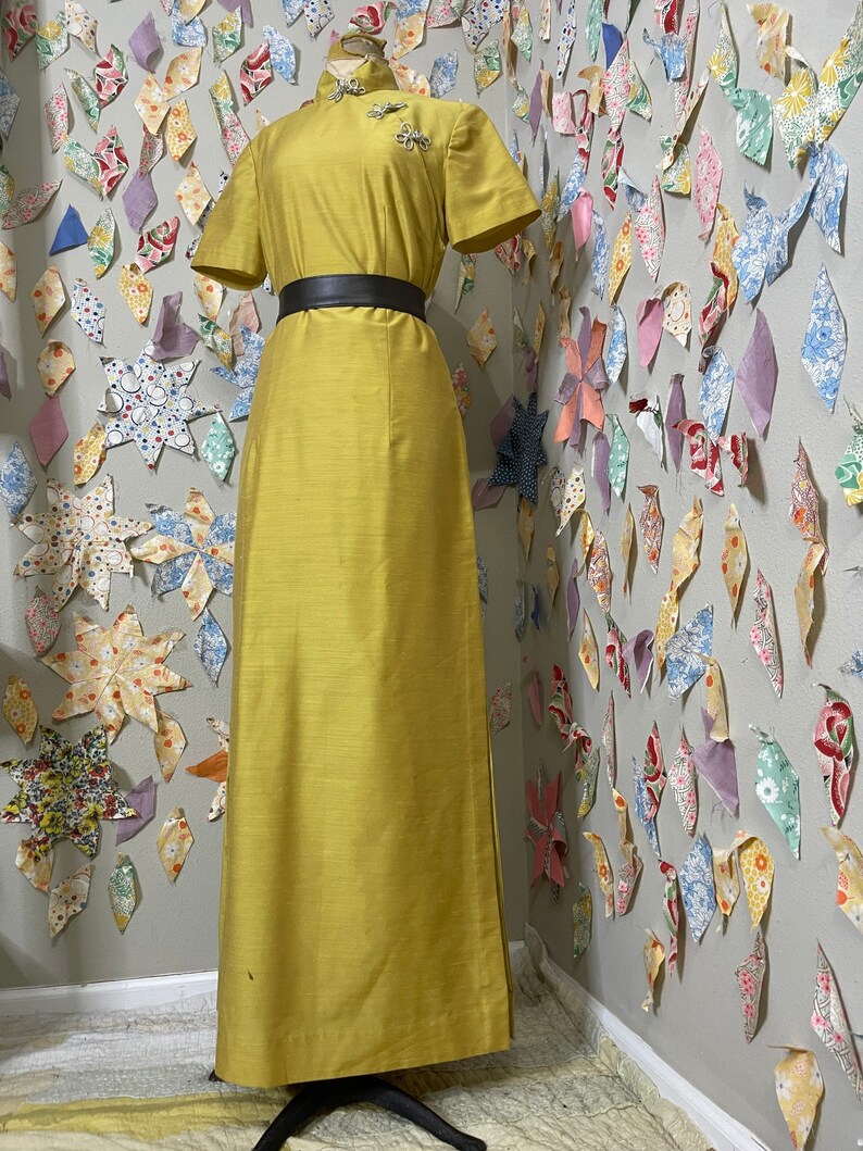 chartreuse cheongsam