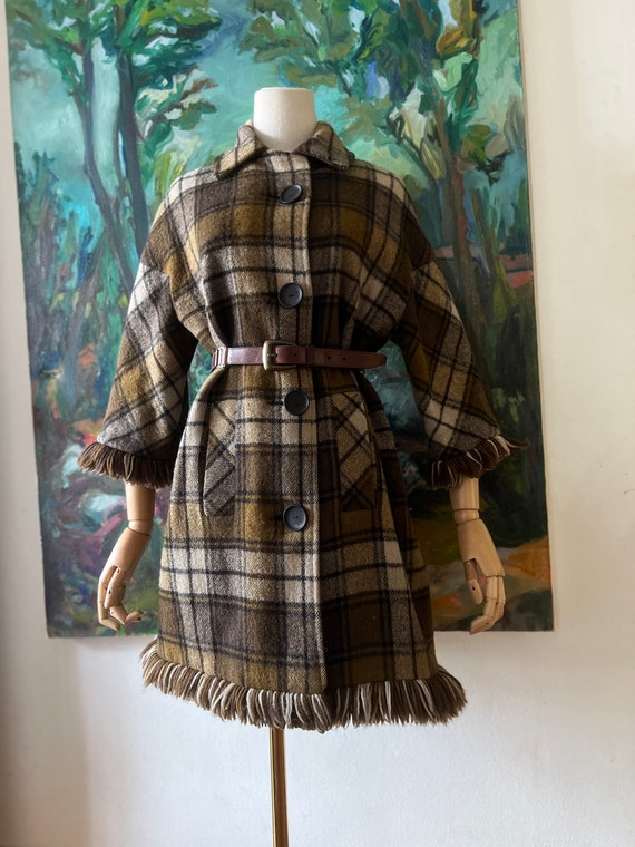 1960s  Green Plaid Oversized Coat With Fringe - image 4