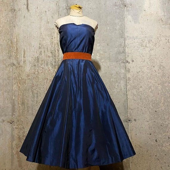 1940s 1950s Iridescent Navy Blue Fit and Flare Hal