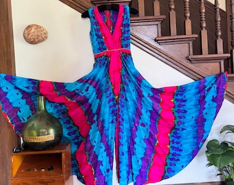 1960s Psychedelic Tye-Dye Plunge Neck Jumpsuit