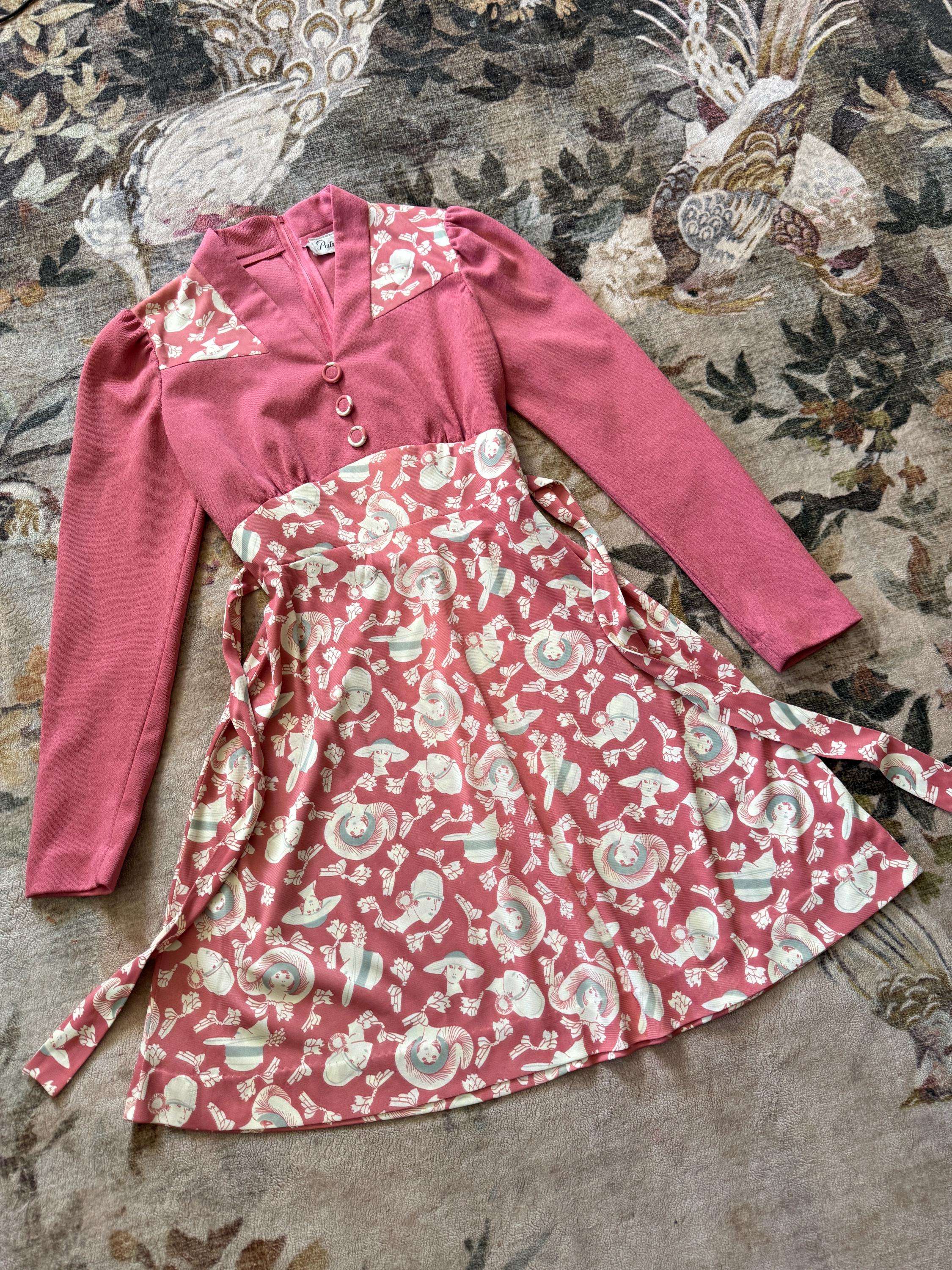 1960s  early 70s mauve face print mini dress
