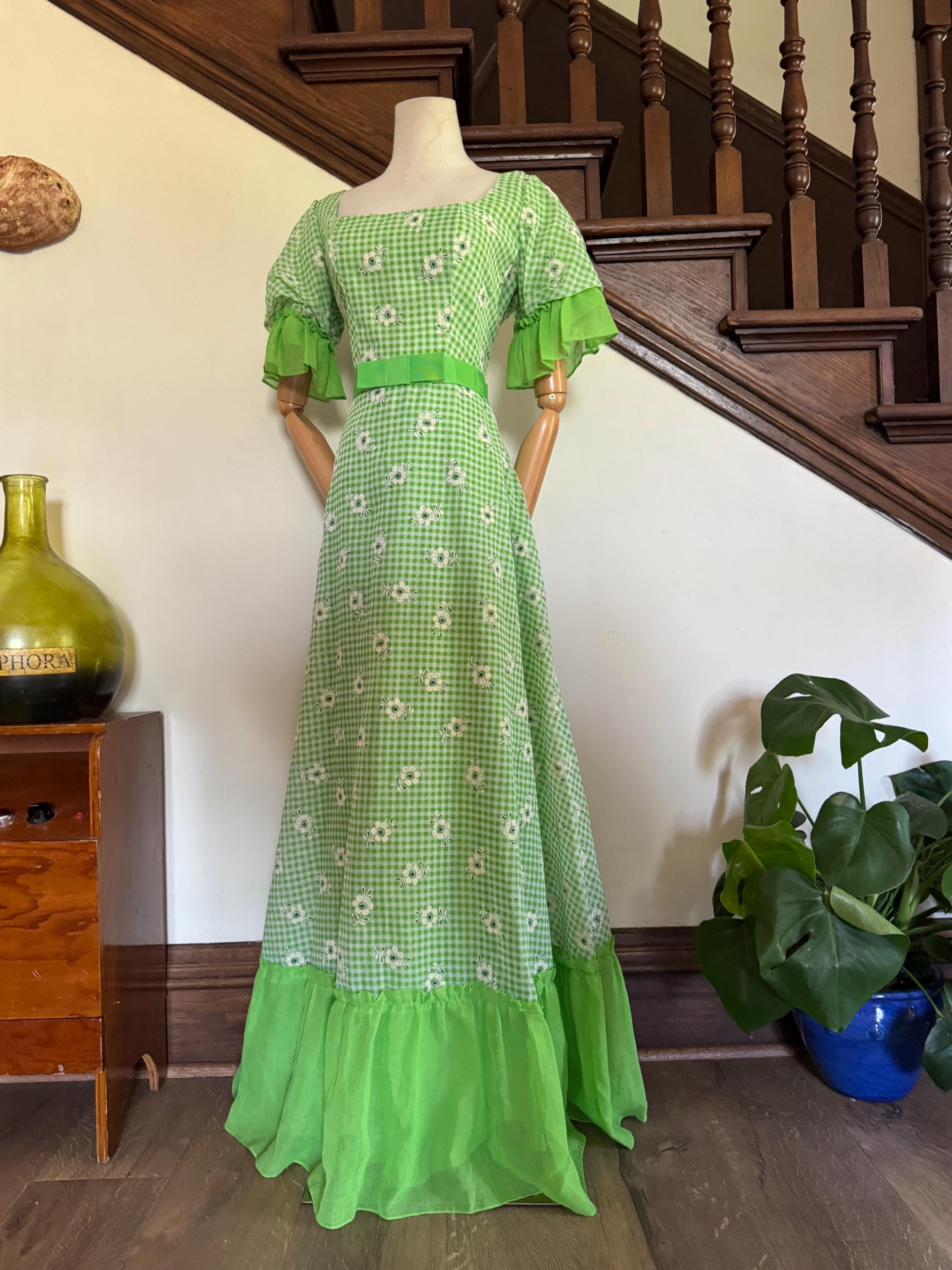 Green Daisy Dress - Etsy Green Daisy Dress - Etsy