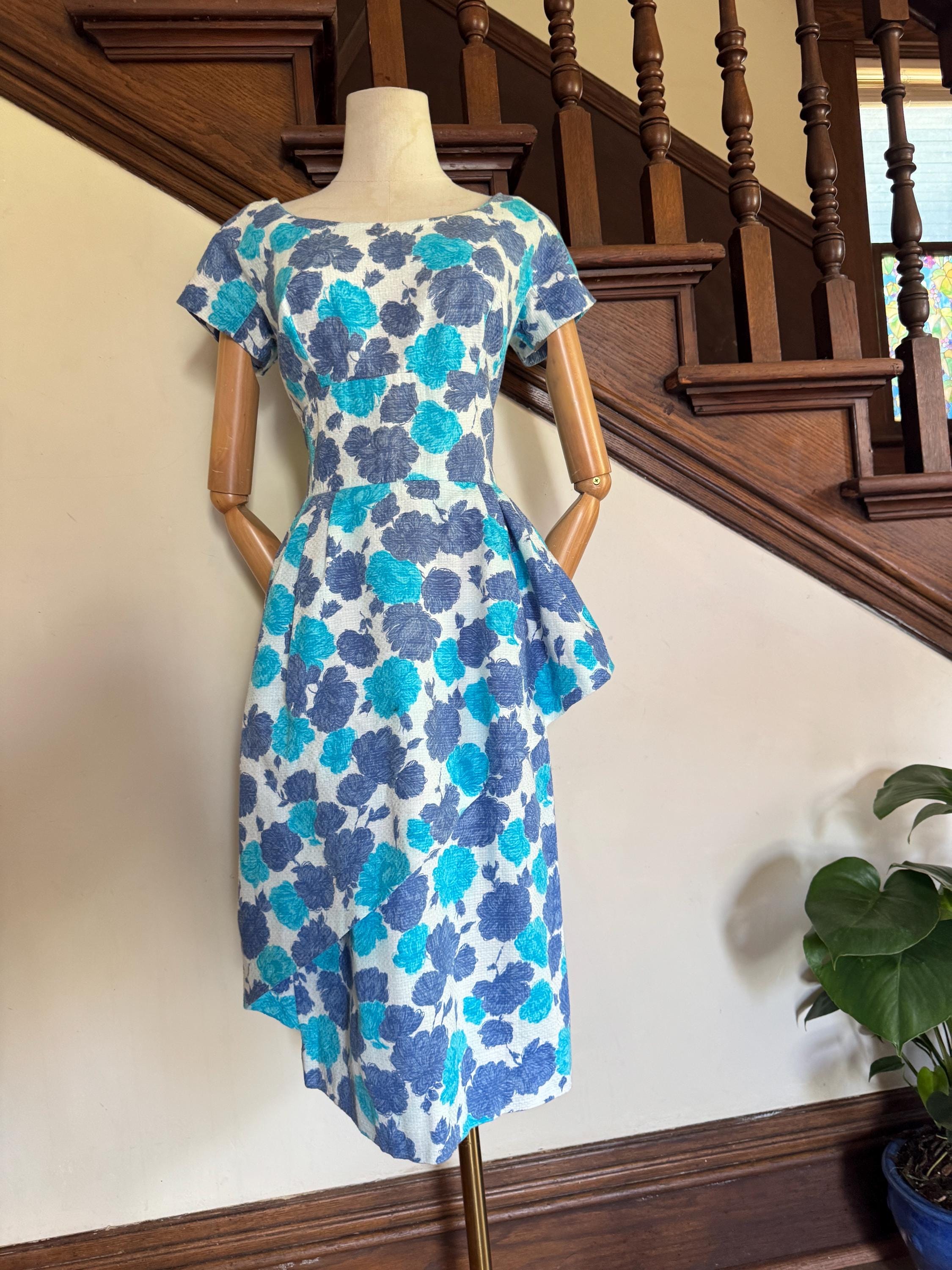 1950s blue floral print peplum sheath dress
