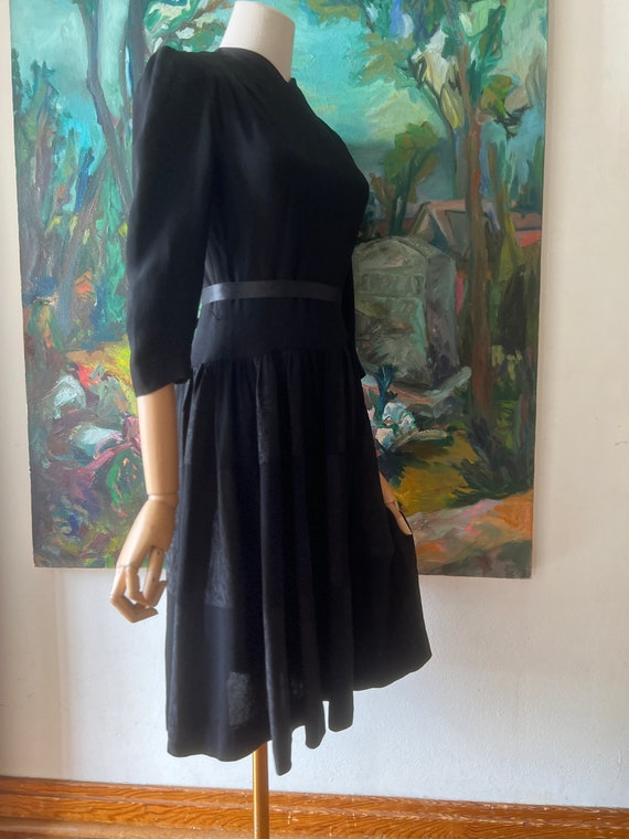 1930s  early 40s black crepe dress - image 3
