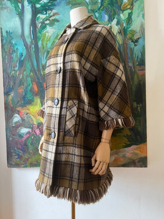 1960s  Green Plaid Oversized Coat With Fringe - image 6