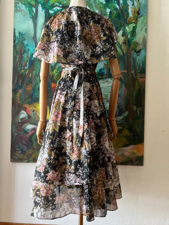 Vintage Ethnic Pattern Scalloped Tiered Wrap Dress