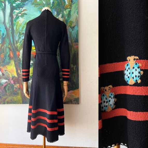 1970s  Novelty Ladybug Embroidered Knit Dress  - image 4