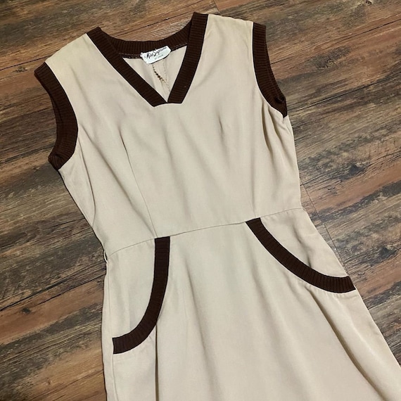1940s tan and brown wiggle dress