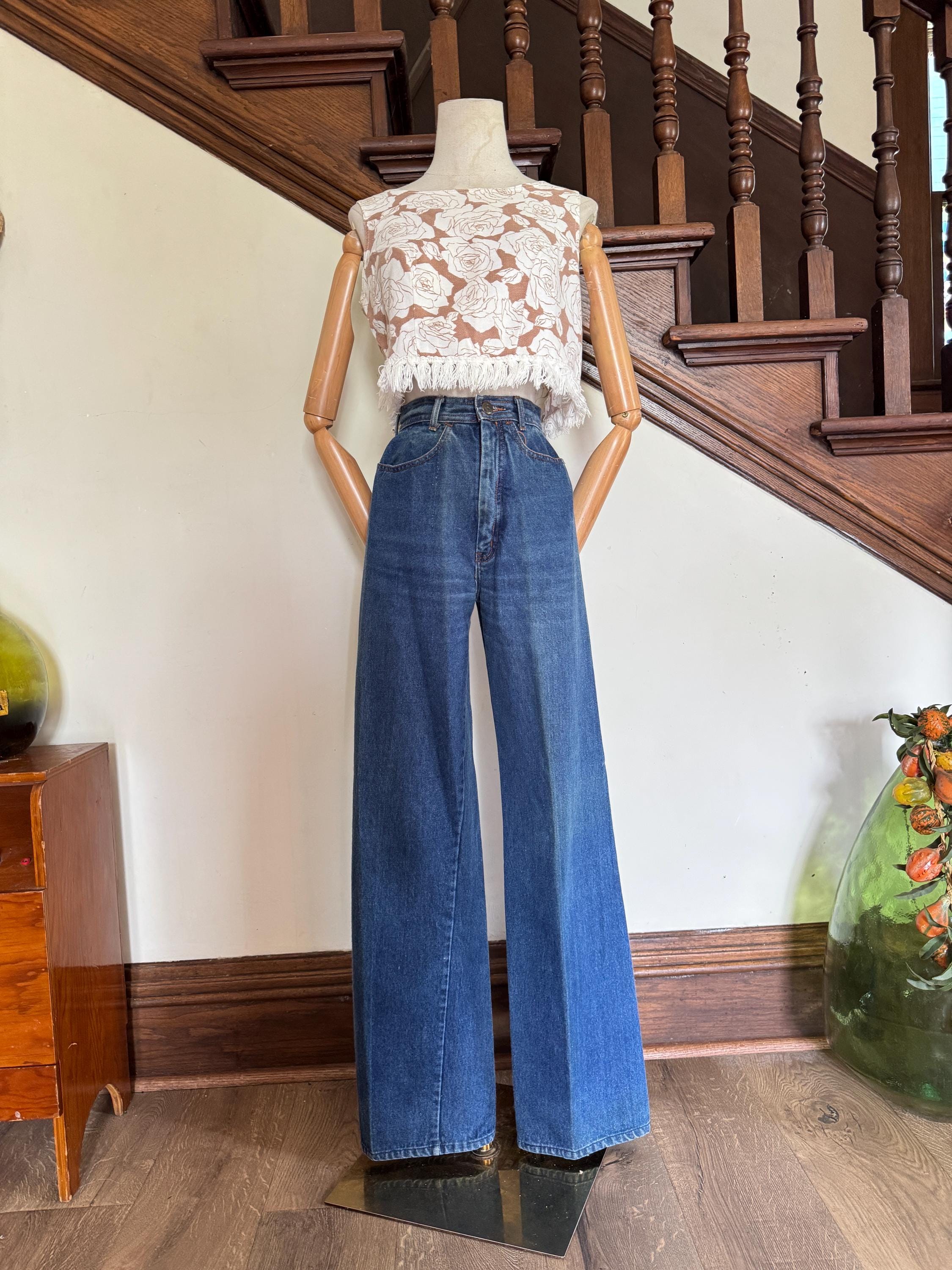 1960s early 1970s moody goose mid wash bootcut jeans