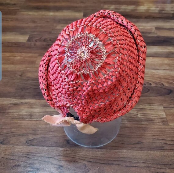 1930s Coral Ribbon Knit Hat