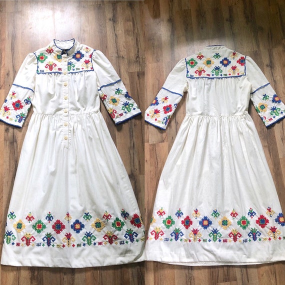 1960s peasant embroidered dress