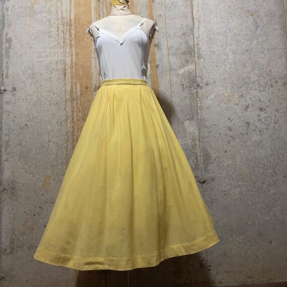 Yellow pleated skirt 50s Clearance