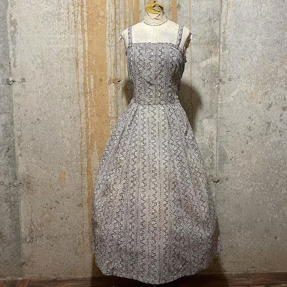 1940s sheer brown and cream geometric print sundre