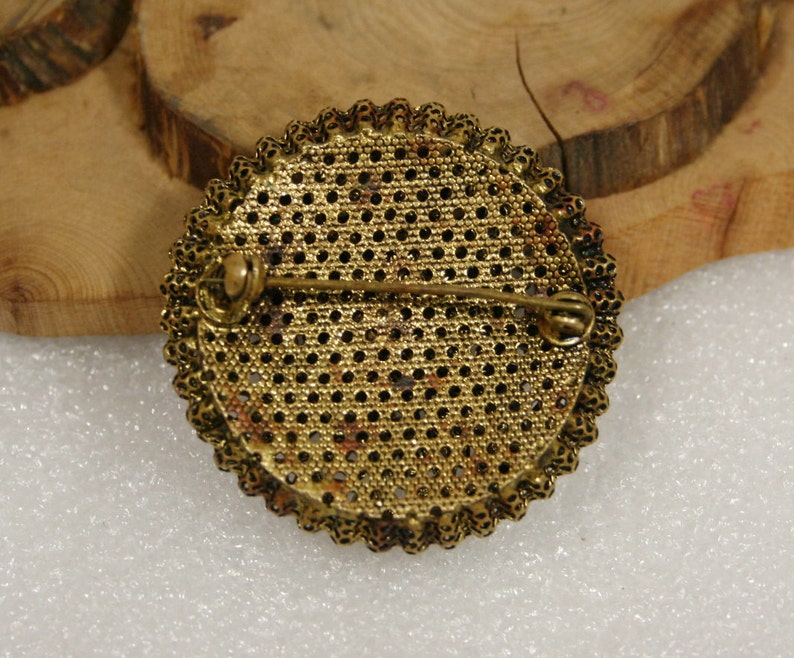 garnet USSR Beautiful vintage brooch or pin 60s