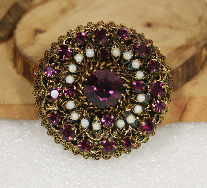 garnet USSR Beautiful vintage brooch or pin 60s