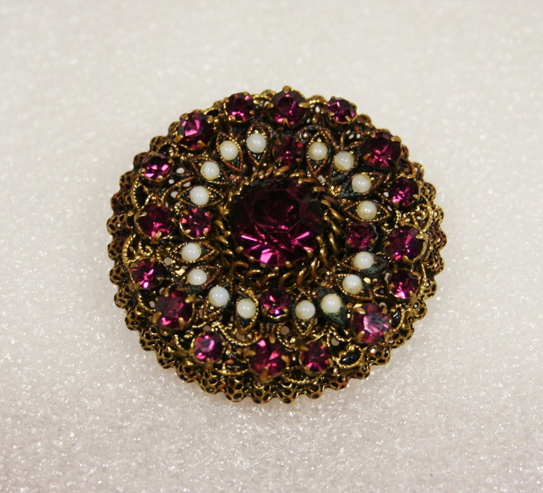 garnet USSR Beautiful vintage brooch or pin 60s