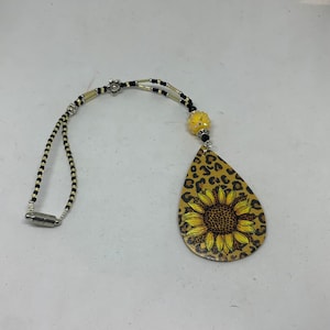 SUNFLOWER (Yellow-Blk) Car Charm, Car Accessories Rear View Mirror Decoration, Pretty Car Decor, New Car Gift, Car Accessory