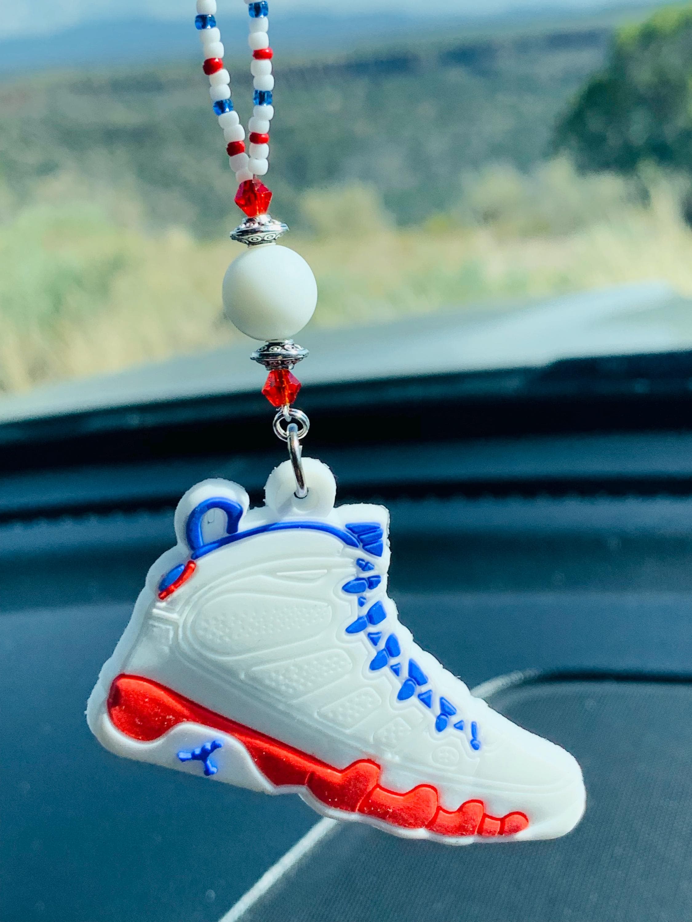 Tênis de basquete de cano alto retrô (vermelho, azul e branco