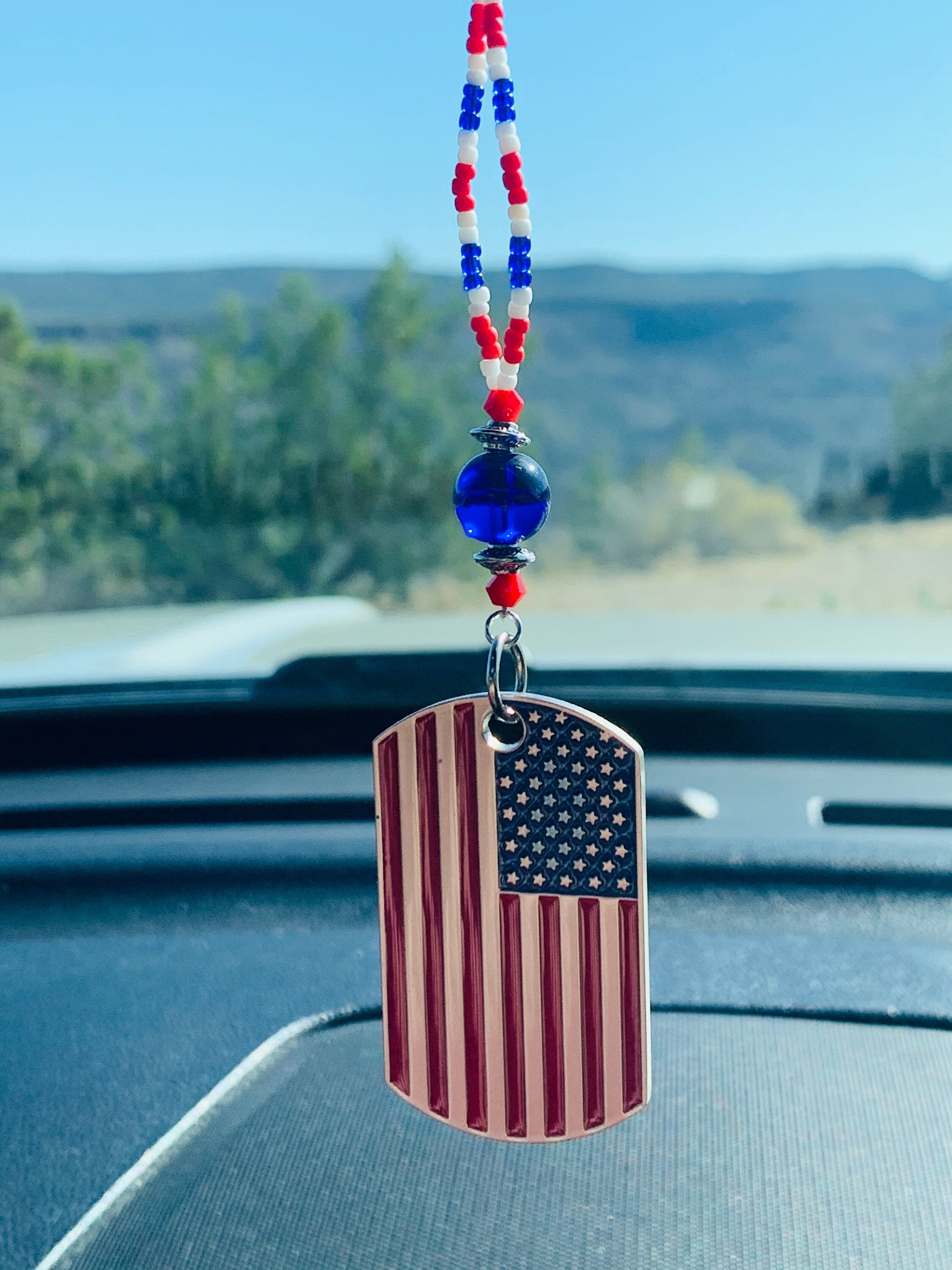 Étoile avec drapeau USA isolé sur fond blanc. Étoile du drapeau américain. Illustration vectorielle. | Vecteur Premium