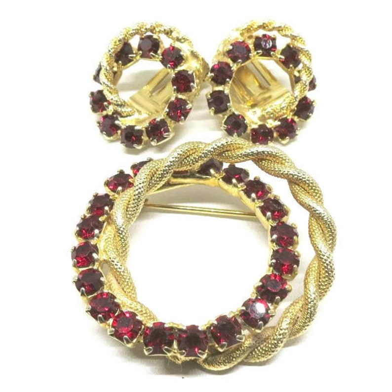 Red Rhinestone Jewelry Set Vintage Gold Tone Red Etsy