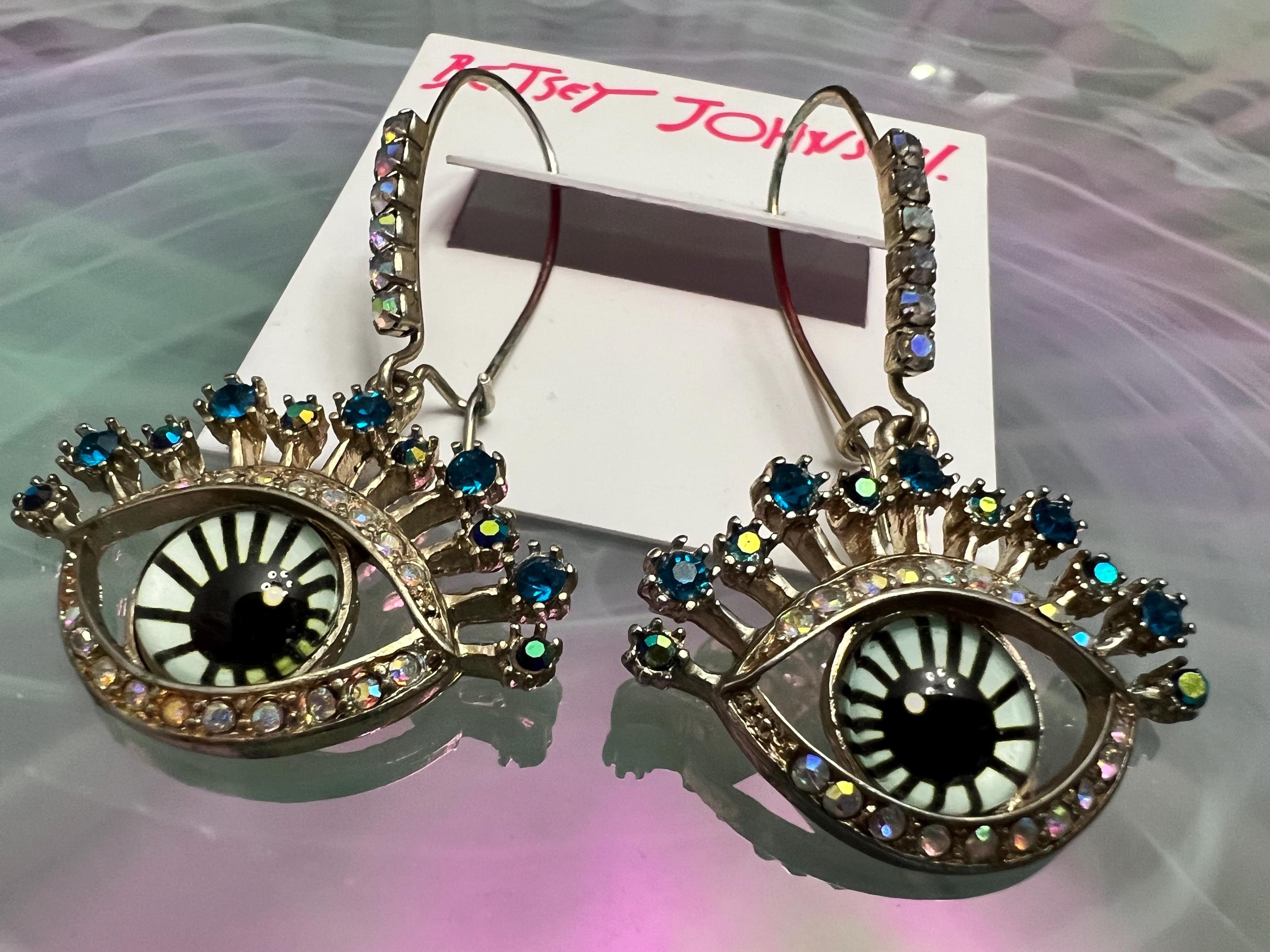 Betsey johnson eye earrings discount