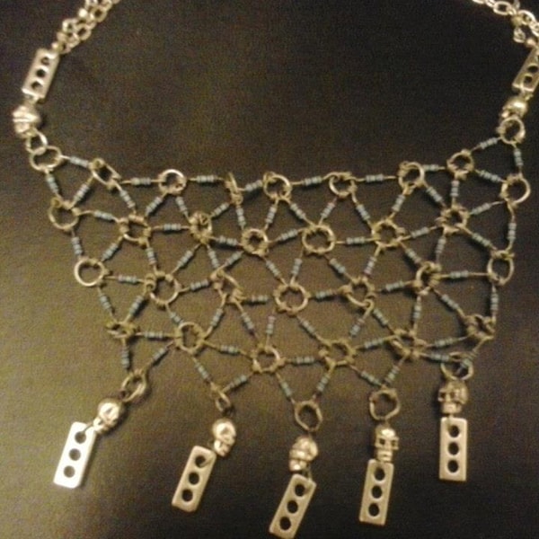 Cyberpunk Resistor Skull Necklace, Resistor jewelry, Hacker Necklace, Grid Jewelry, Skull cyberpunk necklace, blue cyberpunk necklace, cage