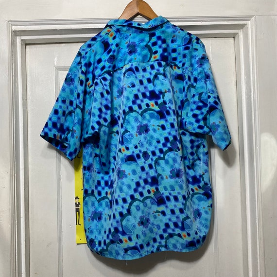 Vintage 90s/Y2k Blue Patterned Button Down Hawaii… - image 3