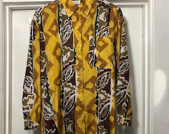 Vintage 100% silk All Over Patterned Blouse 