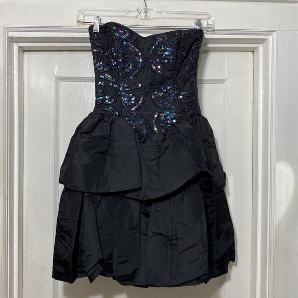 Vintage 80s/90s Jessica McClintock Gunne Sax Strapless Sequined Dress