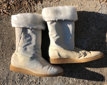 Vintage White Faux Fur Lined Leather Boots