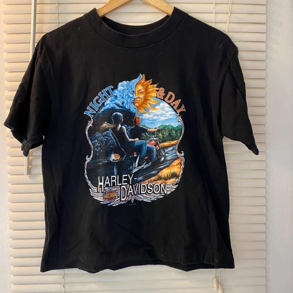 Vintage 1999 “night and Day Harley Davidson” Greenville, South