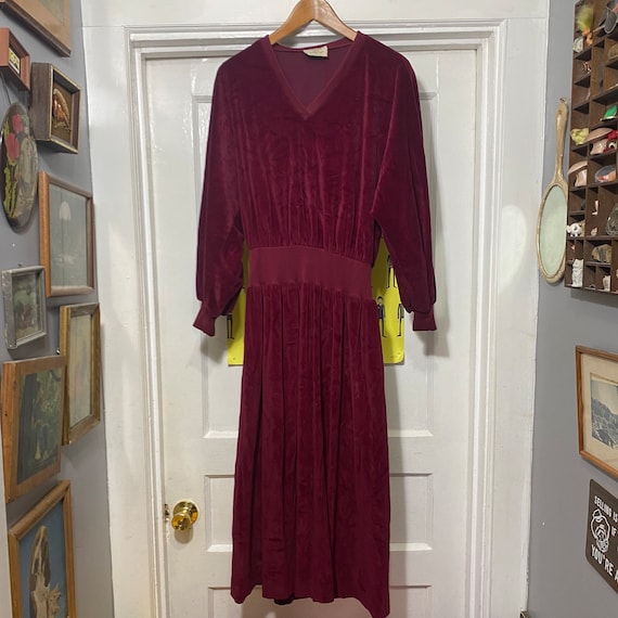 Vintage Jonathan Logan Velour 1970s Maroon Dress - image 1