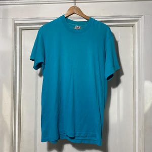 Vintage Blue Fruit of the Loom Single Stitch T-shirt