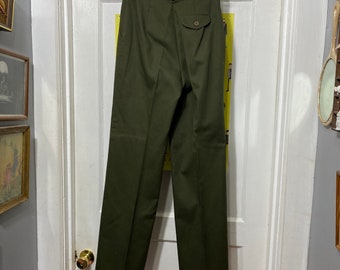 Vintage Army Green Levi’s Juniors High Waisted Trousers