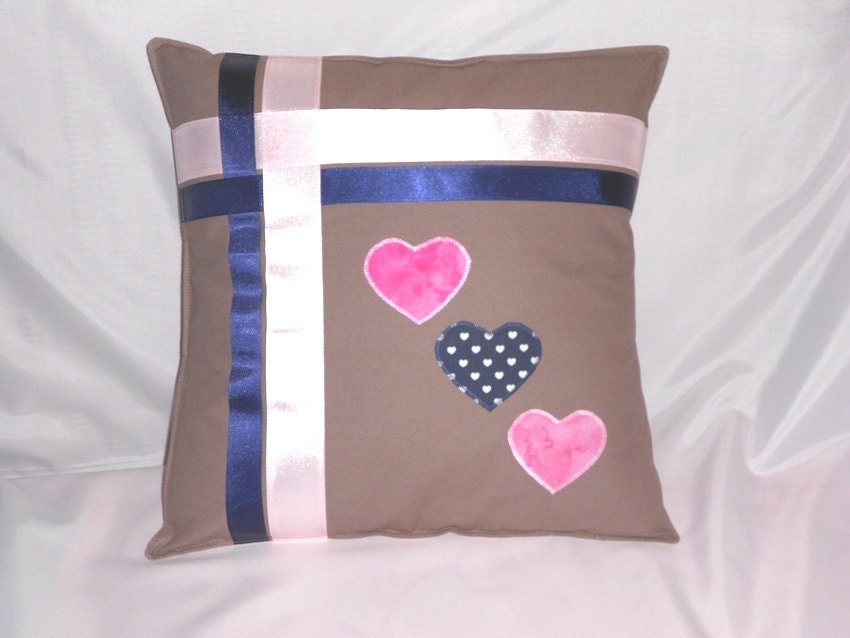 Coussin Fait à La Main, Coussin d'application, de Cœur, Applique Ruban, Oreiller Marron, Dos d'envel