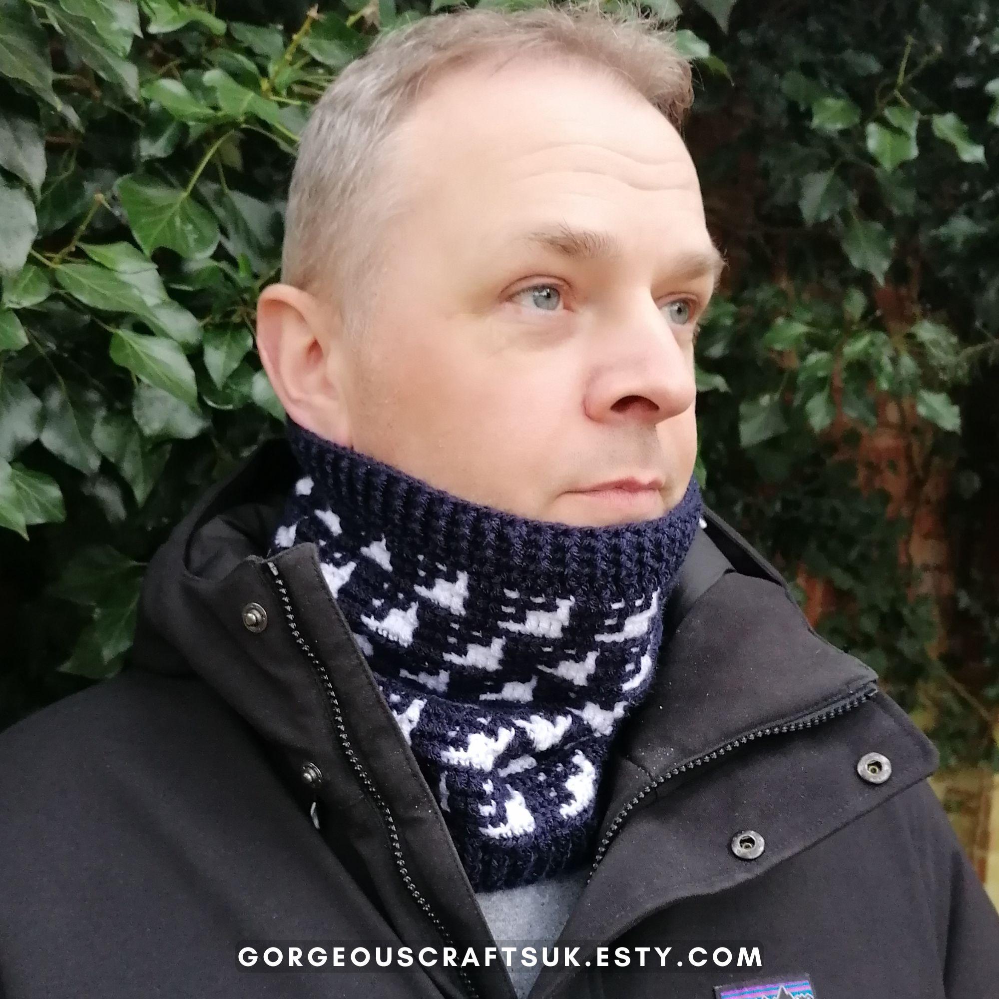 40 Neck Warmer Crochet Patterns for Cozy, Wearable Layers 33 Overlay Mosaic Crochet Cowl Pattern: Arrowhead Neck