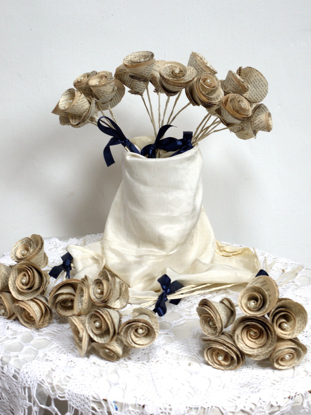 Words Six Bouquets Bridesmaid's Bouquet Paper Roses - Etsy