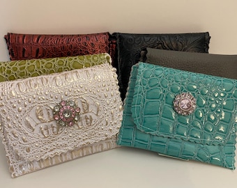 Dog Bait Bag Treat Pouch in Patterned or Textured Vinyl