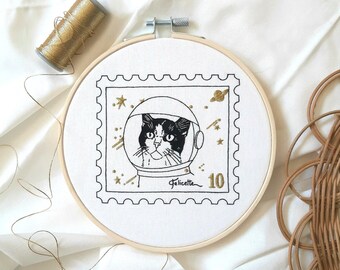 Space cat Felicette embroidery - space finished embroidery hoop - cat embroidery hoop