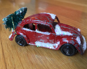 Vintage VW Bug with bottlebrush tree, heading home for the holidays! FREE SHIPPING!