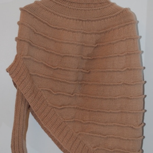 Poncho hecho a mano, 100% Baby Alpaca