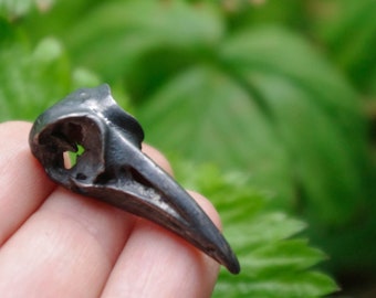 Labradorite skull in sterling silver necklace pendant goth gothic witchy santa muerte green stone natural ooak carved
