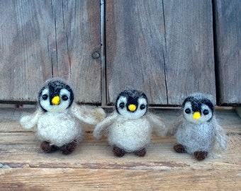 Felted Miniature penguin Baby penguin Needle felt animal Collectible Dollhouse mini Woolen Waldorf toy doll Cute soft figurine gift Penguin
