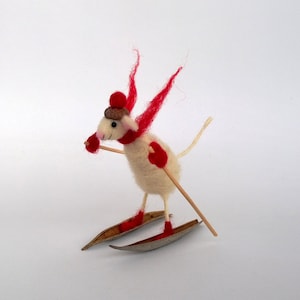Mouse skiing Animal figurine Tiny mouse ornament Whimsical décor Cute rat sport gift Woodland décor Woolen animal Waldorf doll
