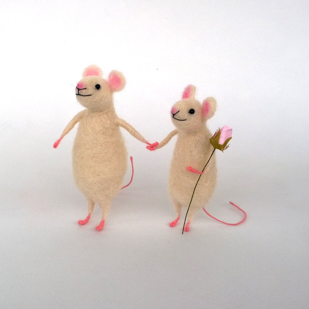 Set of 3 Felt Mice- I love you – ClementineandPoppyCo