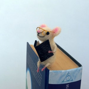 Mouse bookmark miniature woolen mouse Animal eco friendly Waldorf Funny gift idea Comical idea Book lovers gift Sweet figurine bookmark image 1