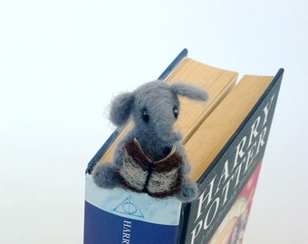 Felt miniature elephant bookmark Book lovers gift Animal miniature Waldorf Funny gift idea Comical idea Book worms Sweet figurine bookmark